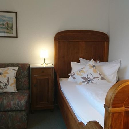 Pension Landhaus Fischer Massweiler Екстериор снимка