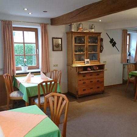 Pension Landhaus Fischer Massweiler Екстериор снимка