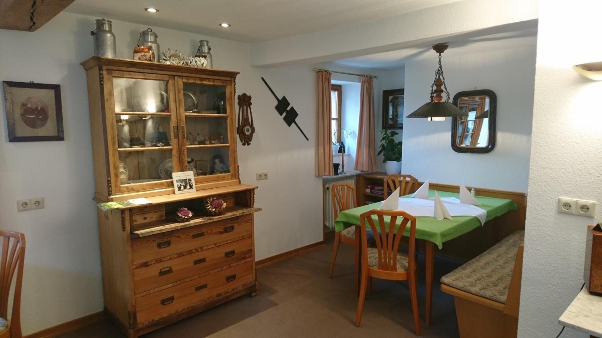 Pension Landhaus Fischer Massweiler Екстериор снимка